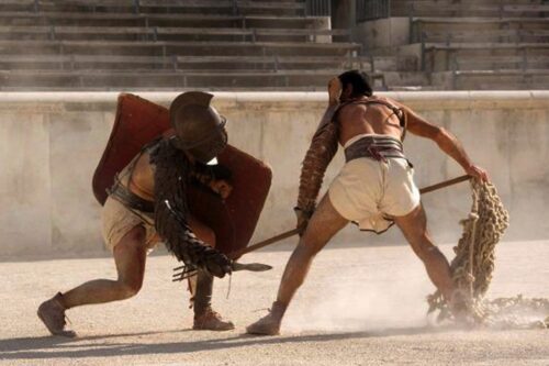 Gladiator Workout. Gladiator history. Gladiator training. Ancient Rome. Types of gladiator. how to train like a gladiator. gladiator training regime. Battles in the colosseum. Roman history.